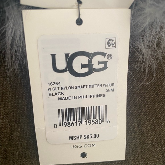 UGG Quilted Smart Mittens - Mismatched Sizes - As Is - Picture 13 of 13